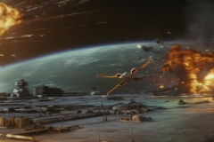 Star Wars: The Last Jedi Poe's Resistance X-Wing Photo: Lucasfilm Ltd. © 2017 Lucasfilm Ltd. All Rights Reserved.