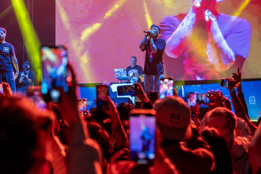 La tercera edición de ubeat LIVE México by Santander llena de música y entretenimiento en el Gimnasio Olímpico Juan de la Barrera