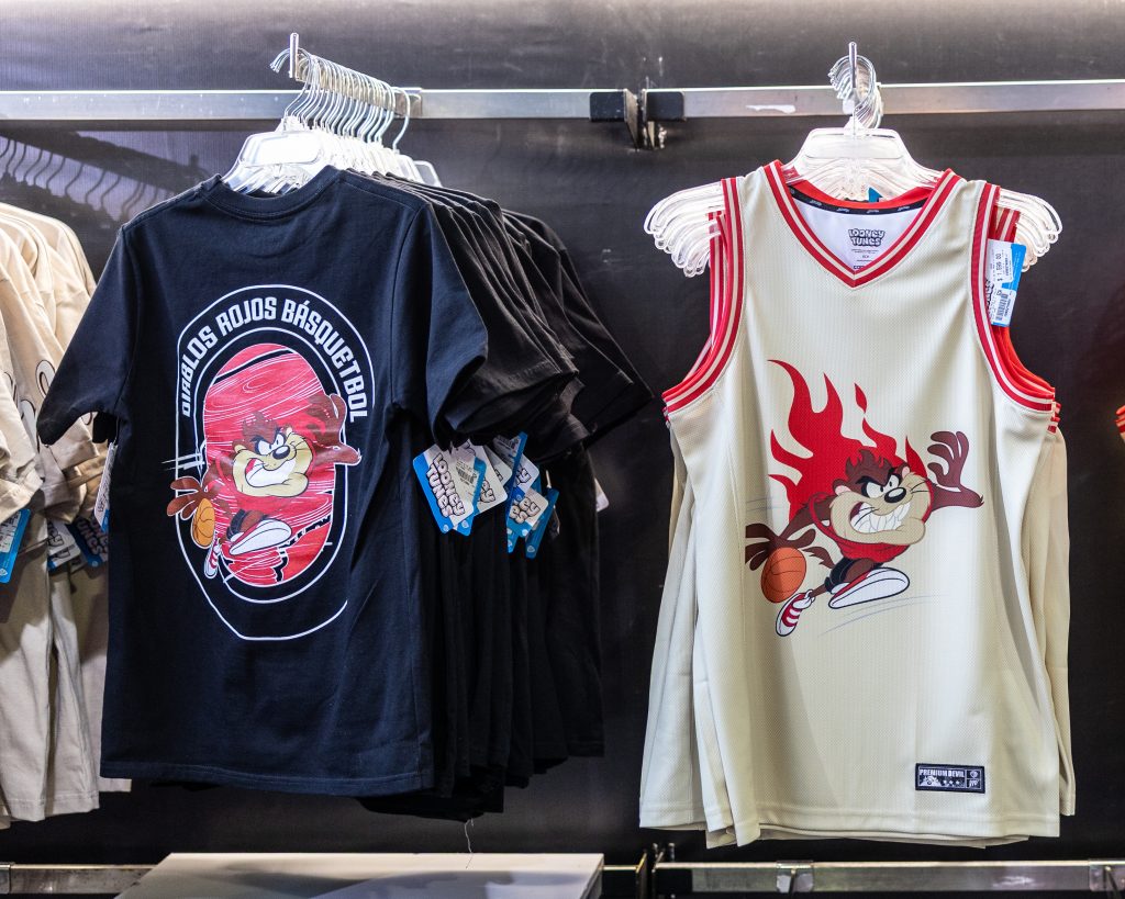 Looney Tunes y Diablos Rojos